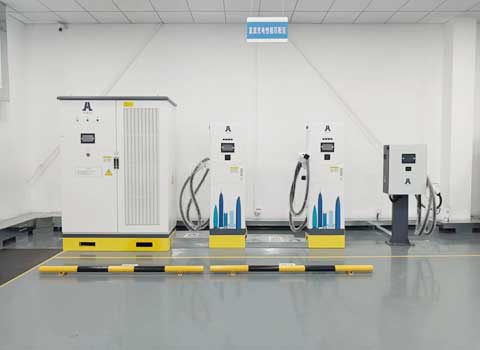 600KW充電樁分體樁雙槍600A液冷終端超充及20KWV2G充電樁項目案例(圖1)