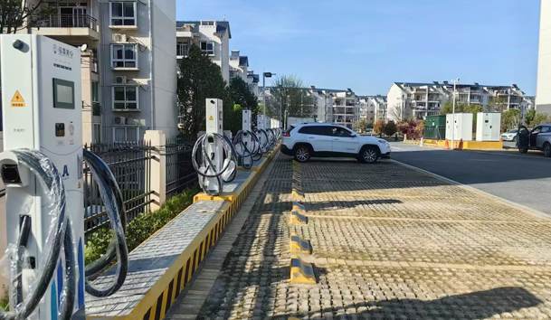 480KW直流分體式充電機項目案例 480KW直流分體式充電機項目案例